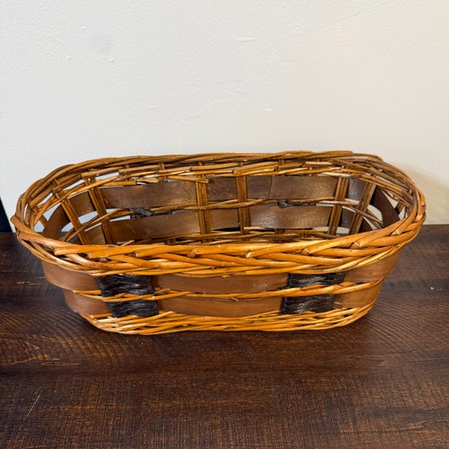 Vintage wicker display - vintage,